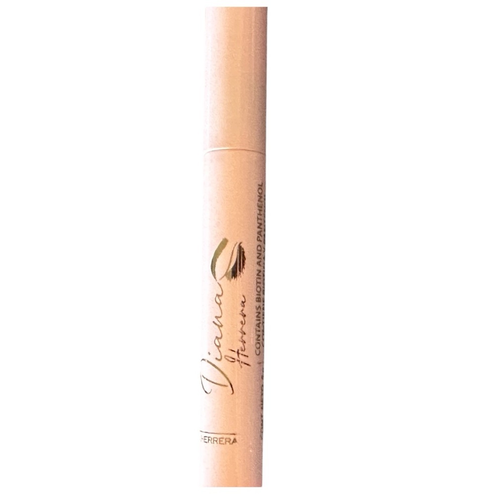 New DIANA HERRERA Brow & Lash Enhancing Serum
